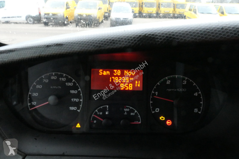 Veicolo commerciale Iveco Daily 35 S11 C30C...
