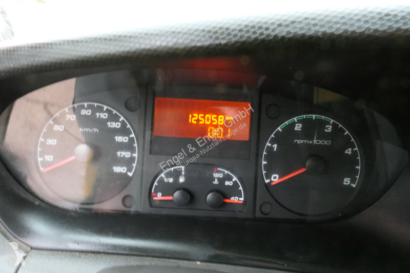 Veicolo commerciale Iveco Daily 35 S11 C30C...