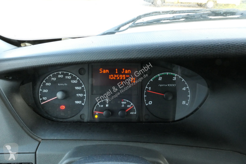 Veicolo commerciale Iveco Daily 35 S11 C30C...