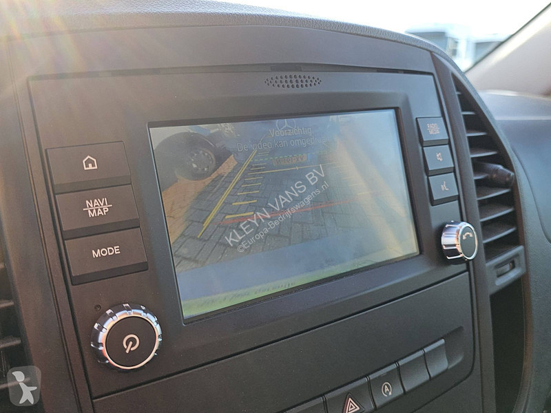 Véhicule utilitaire Mercedes 114 L2 LED...