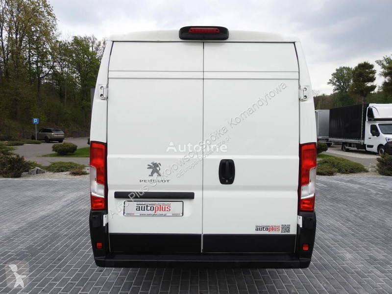 Autoutilitară Peugeot BOXER FURGON CHŁODNIA...