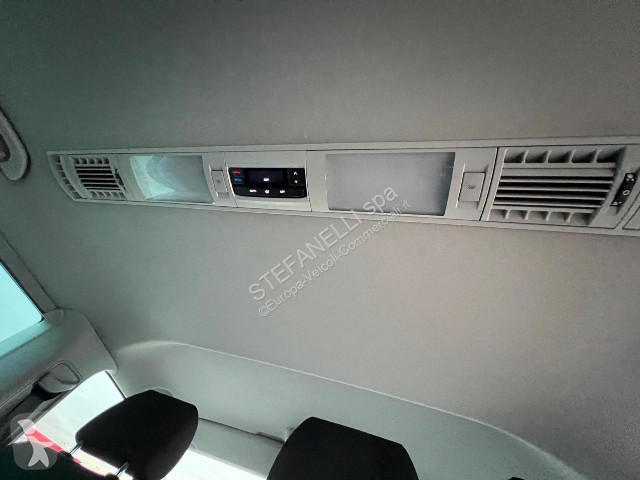 Furgoneta Volkswagen CARAVELLE TREND TDI 9 POSTI