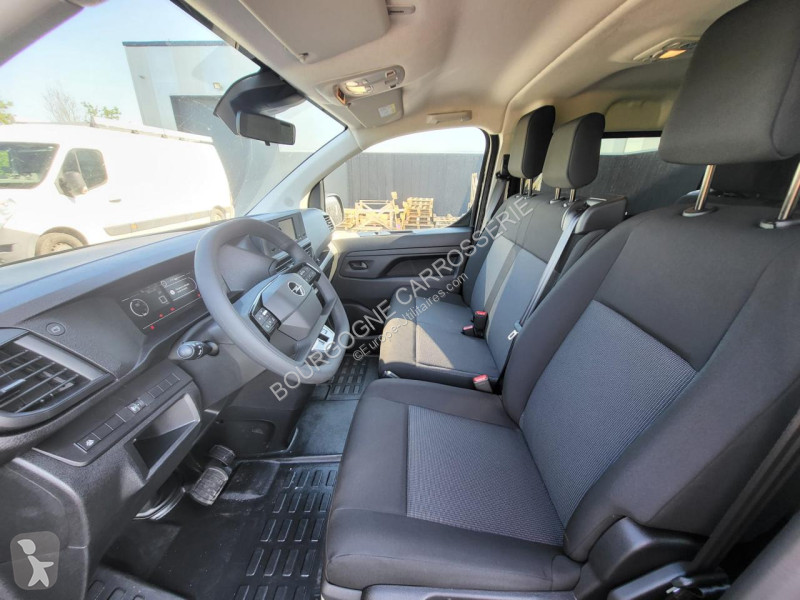 Véhicule utilitaire Opel VIVARO XL 2.0 BlueHDi...