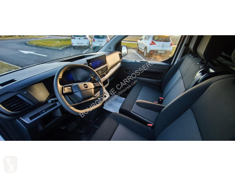 Véhicule utilitaire Opel VIVARO XL 2.0 BlueHDi...