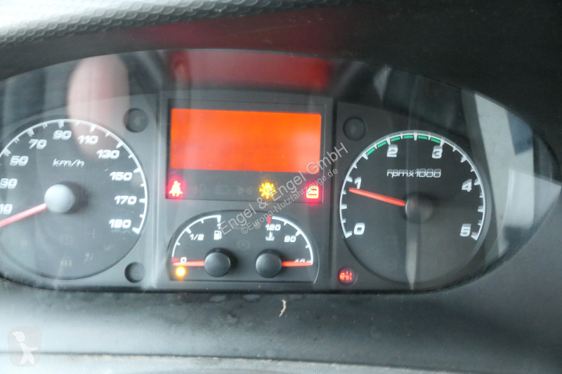 Autoutilitară Iveco Daily 35 S11 C30C AUTOMATIK...