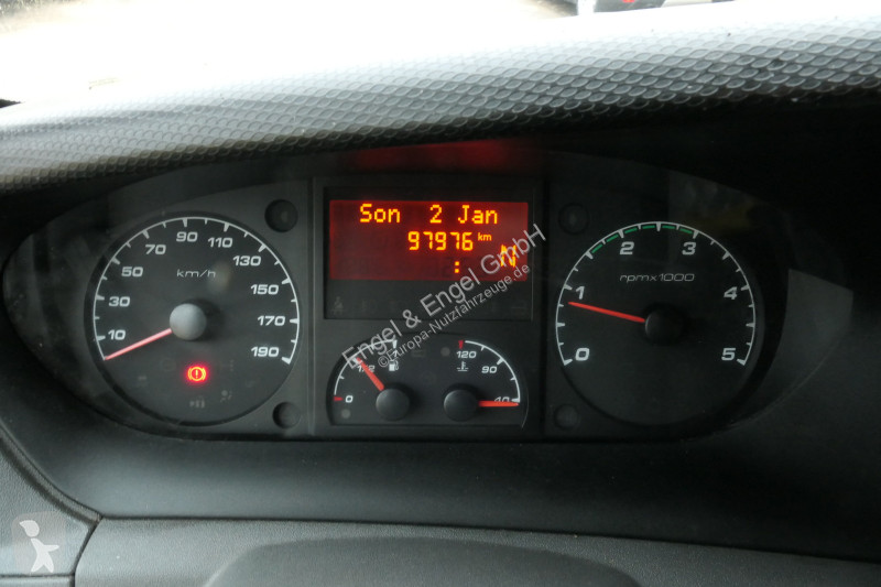 Veículo utilitário Iveco Daily 35 S11 C30C...