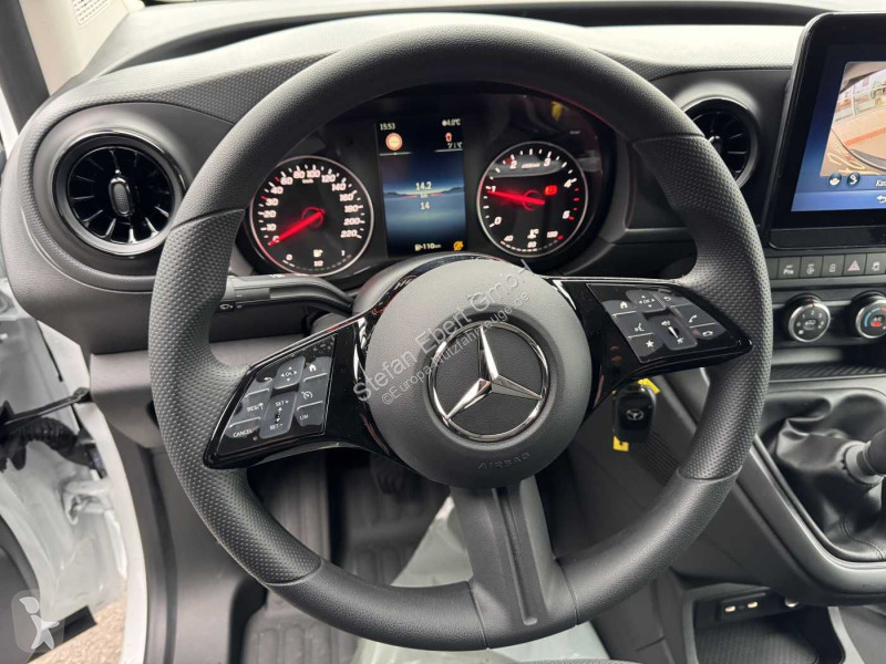 عربة نفعية Mercedes 110 CDI Klima Kamera MBUX...