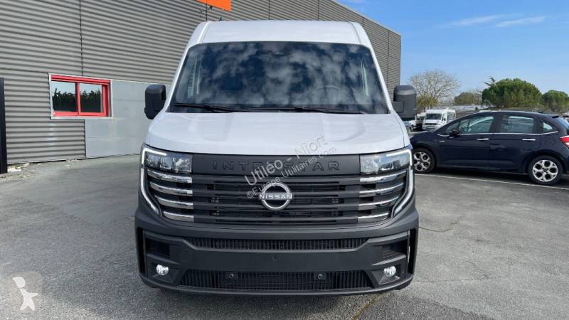 Furgoneta Nissan