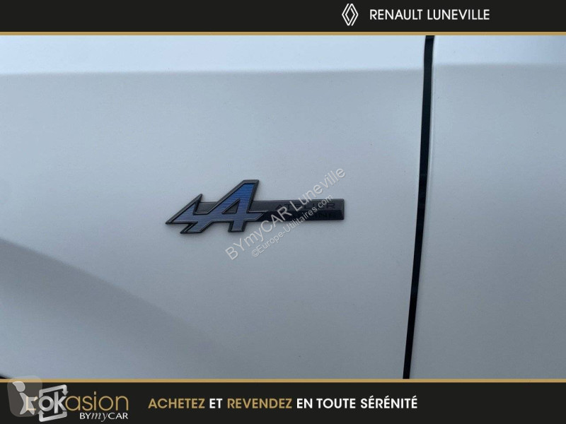 Užitkové vozidlo Renault Rafale E-Tech 4x4 300