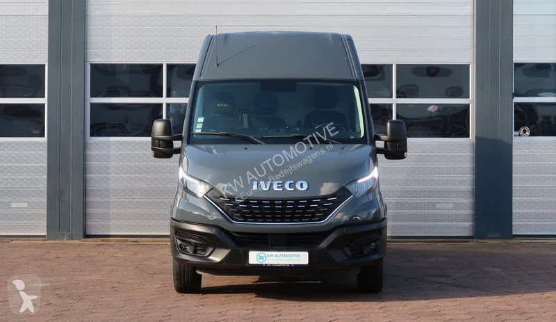 Bedrijfswagen Iveco 35S18HV 3.0 35 L2 H2 AUT/...