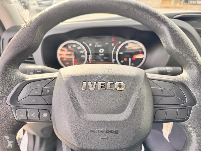 Furgoneta Iveco 35-S-16
