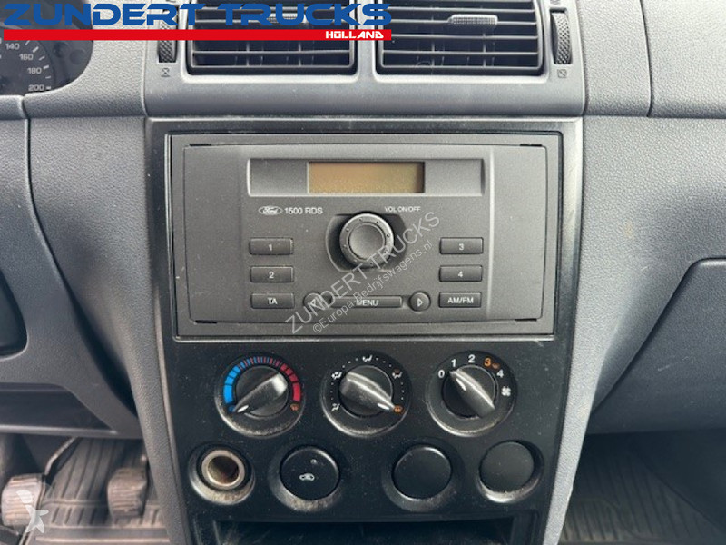 عربة نفعية Ford