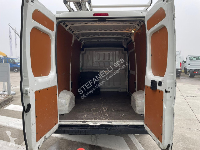 Veicolo commerciale Citroën JUMPER 33 L2H2 130