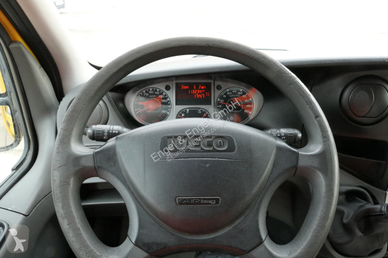 Furgoneta Iveco Daily 35 S11 C30C AUTOMATIK...