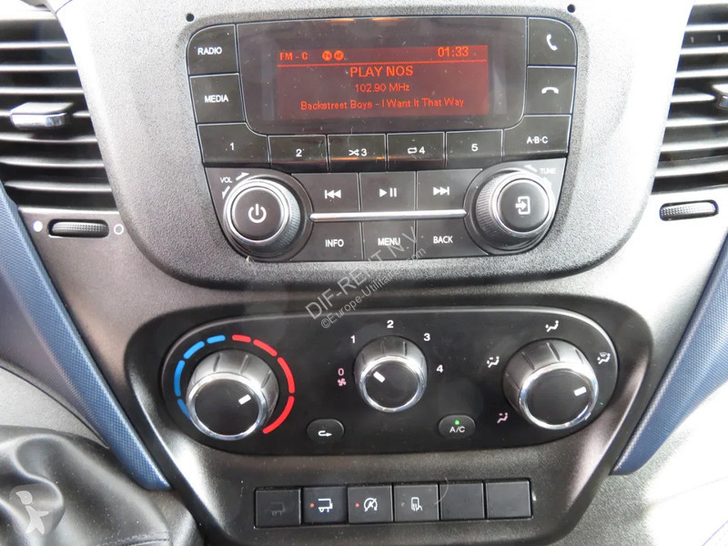 Veículo utilitário Iveco 35 S 14 A8