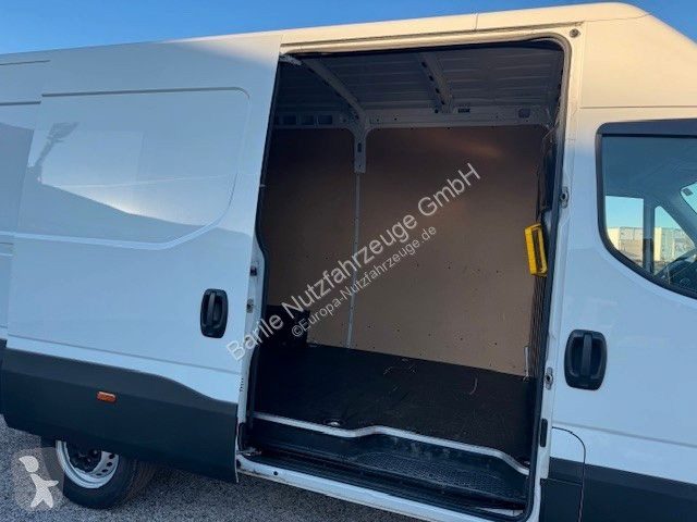 Veicolo commerciale Iveco 35S14 E6 Radstand...