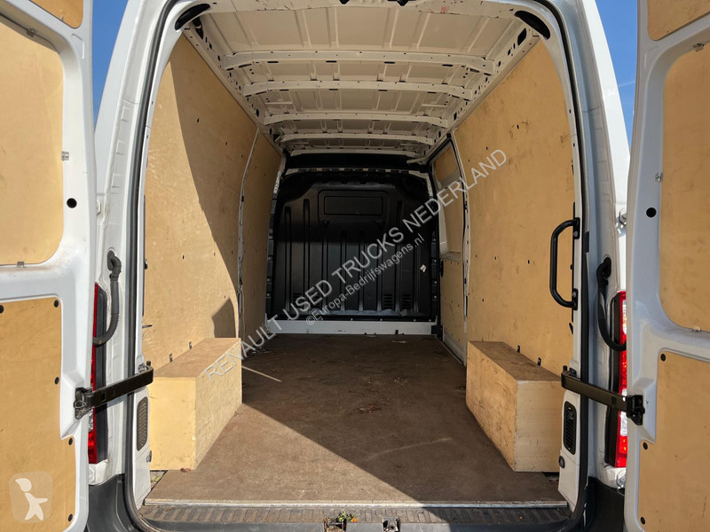 Užitkové vozidlo Renault 135,35 L3 H2,...