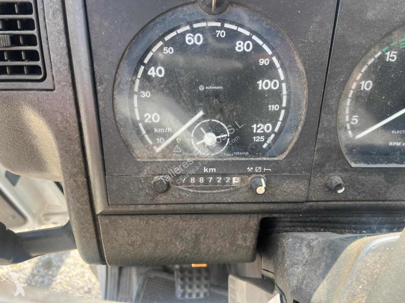 شاحنة Iveco  Eurocargo ML80E17