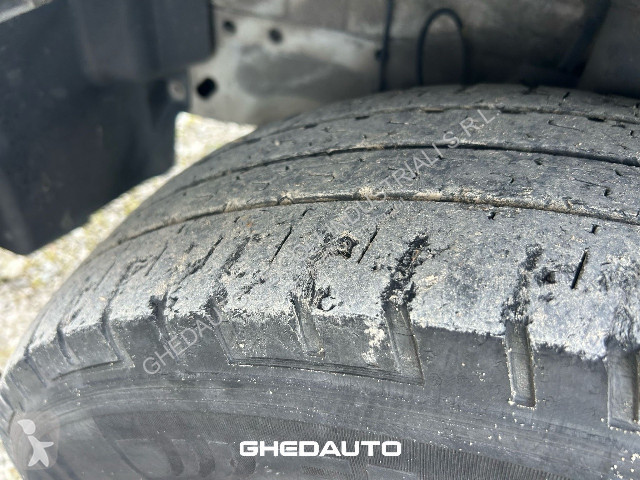 Furgoneta Ford Transit VI 330 FWD 2006 -...