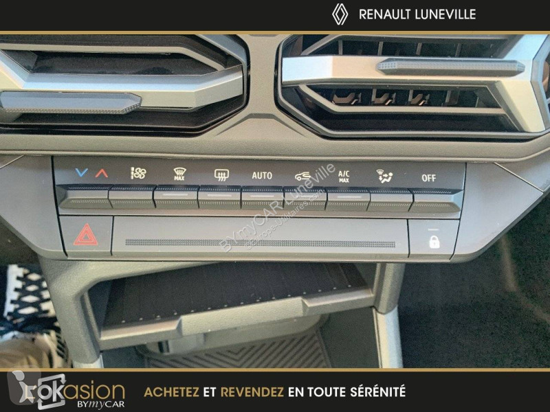 Veicolo commerciale Dacia Duster Hybrid 140 4x2