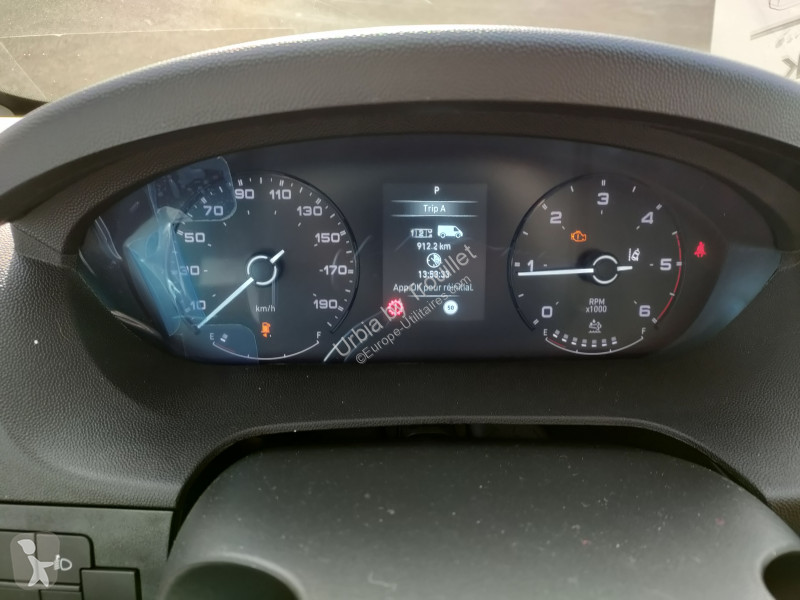 Véhicule utilitaire Peugeot 20M3 HAYON 4V...