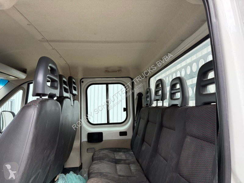 Véhicule utilitaire Peugeot Boxer 4x2 Doka...