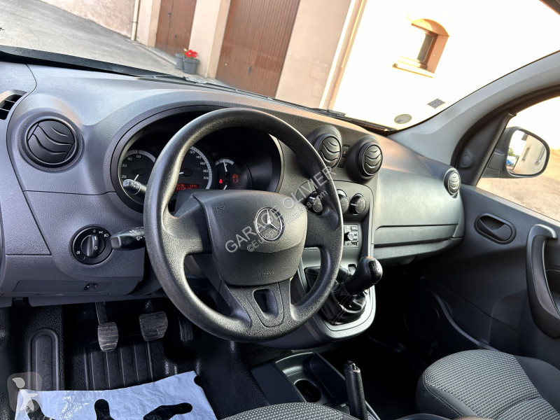 Véhicule utilitaire Mercedes Mixto Extra Long...