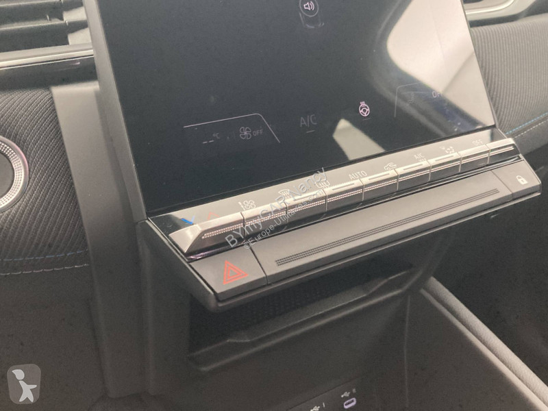 Veicolo commerciale Renault Captur E-Tech full...