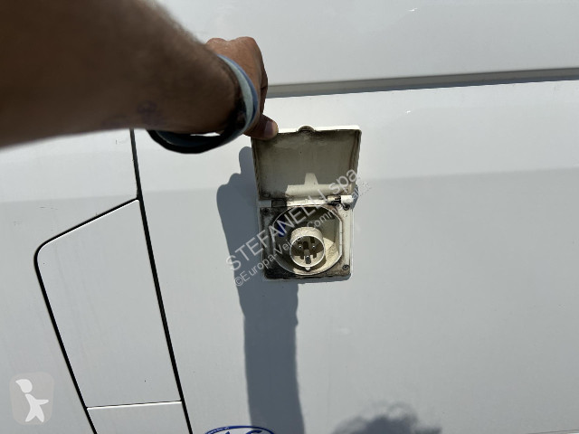 Autoutilitară Volkswagen TRANSPORTER 150 FRIGO ATP