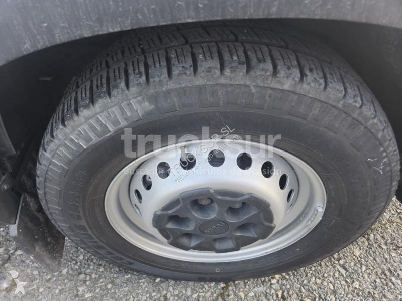 Užitkové vozidlo Iveco  DAILY 35S16V 12M3