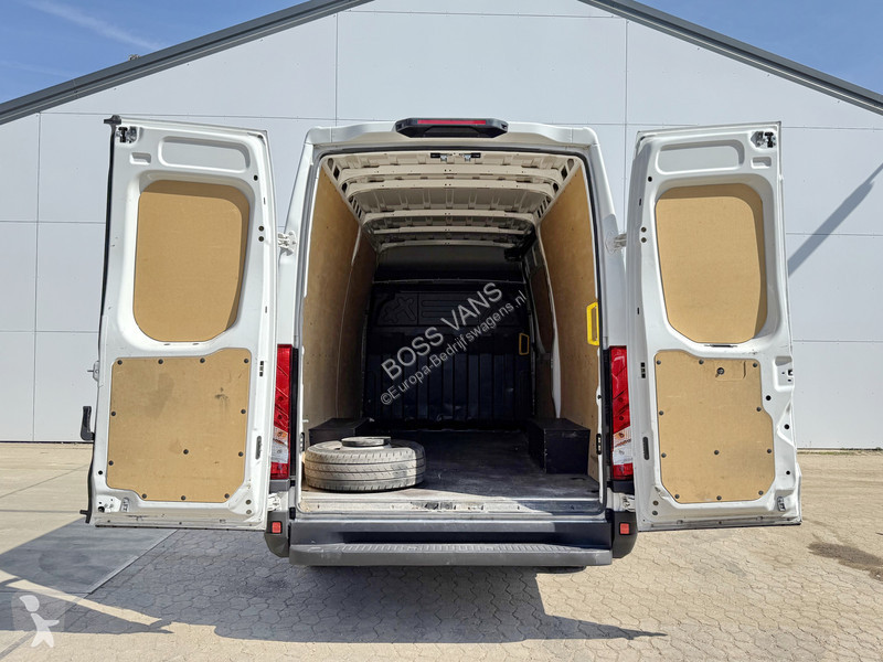 Nyttofordon Iveco 35S14 L2H2 Airco Cruise...