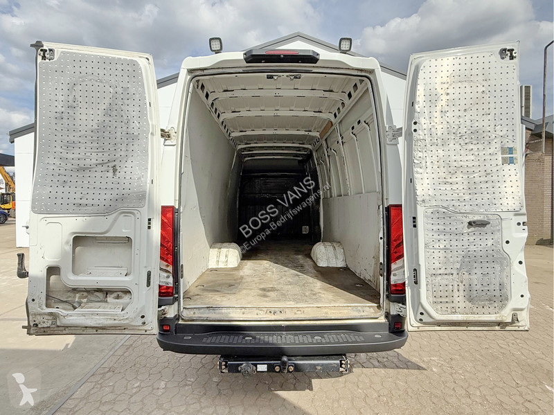 Nyttofordon Iveco 50C18 3.0L Automaat L4H2...