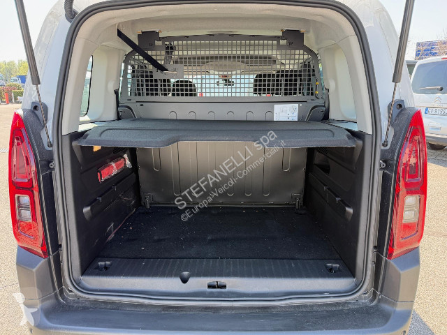 Autoutilitară Fiat Doblo Combi N1 1.5 bluehdi...