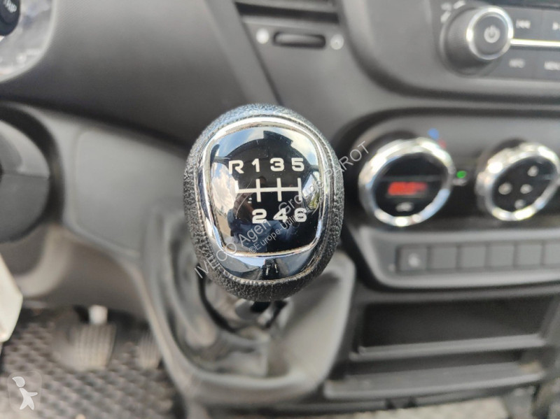 Nyttofordon Iveco 35C16H3.0 Empattement 4100