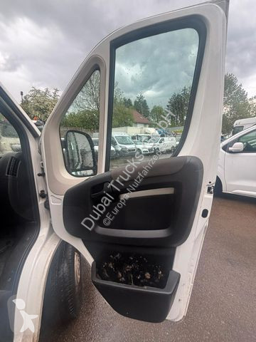 Nyttofordon Peugeot Kasten 330 L1H1 Pro 120...
