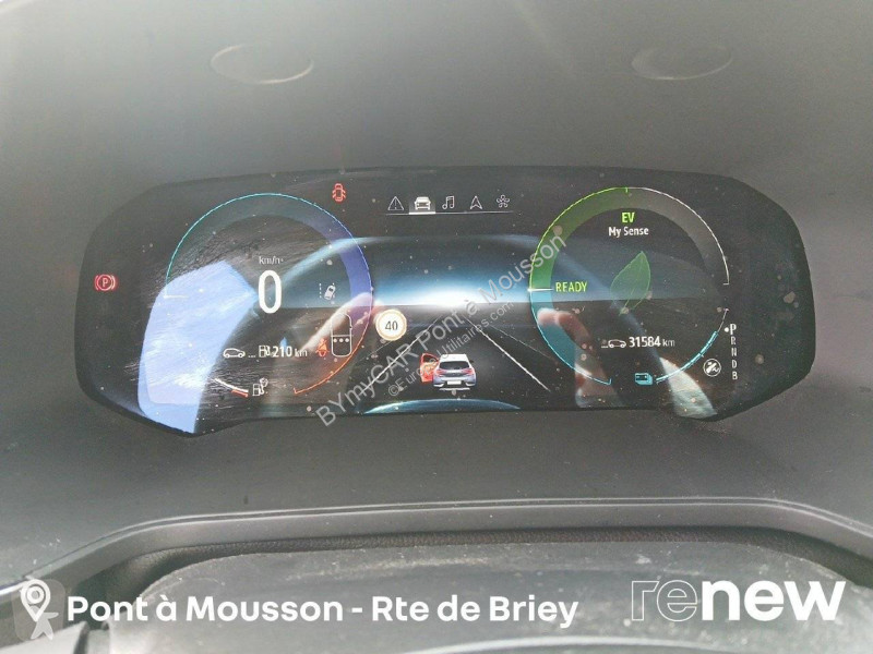 Nyttofordon Renault Captur E-Tech full hybrid 145