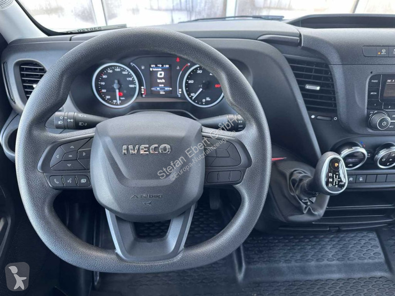 Veicolo commerciale Iveco 35S16 A8...