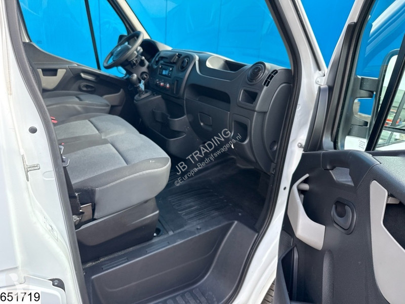 Autoutilitară Renault 130 EURO 6, 80.554 KM ?