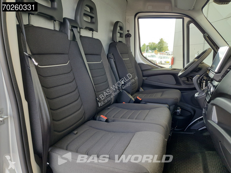 Autoutilitară Iveco 35S21 3.0L Automaat 210PK...
