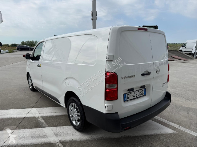 Autoutilitară Opel VIVARO 2.0 120