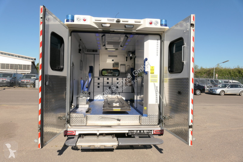 Véhicule utilitaire Mercedes Sprinter 519 CDI...