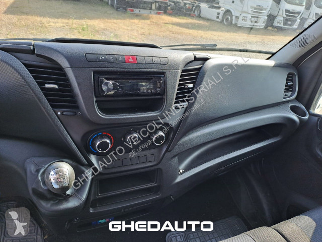 Veicolo commerciale Iveco Daily 35C14
