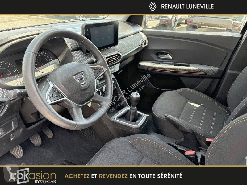 Autoutilitară Dacia Sandero TCe 90 - 22