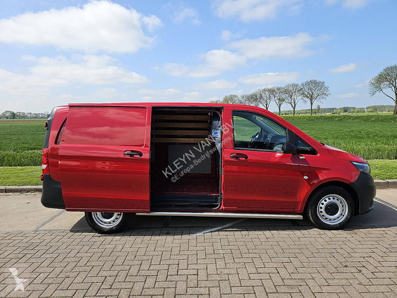 Véhicule utilitaire Mercedes 110 ac EURO6