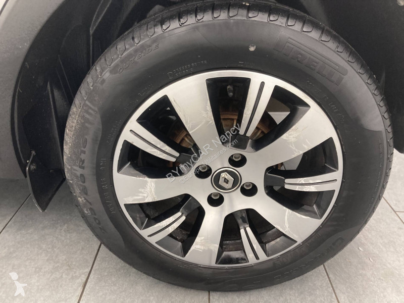 Veículo utilitário Renault Captur TCe 90 E6C