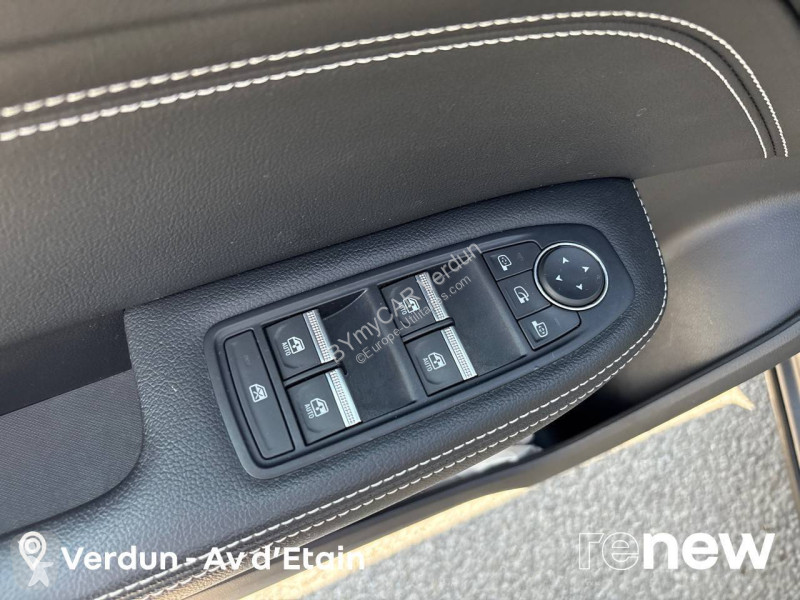 Autoutilitară Renault Arkana E-Tech 145 - 21B