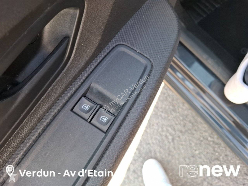 Veículo utilitário Dacia Sandero ECO-G 100