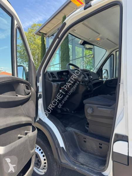 Véhicule utilitaire Iveco