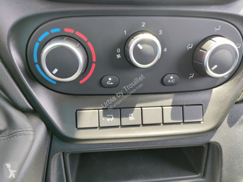 Furgoneta Iveco 20M3 160 CV FOURGON RJ HAYON 3,5 T