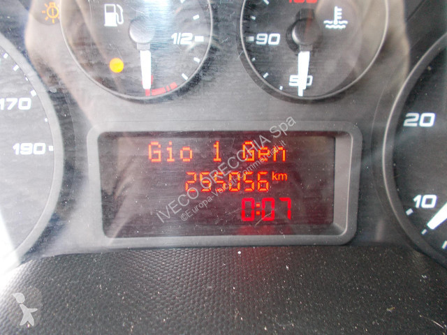 Veicolo commerciale Iveco DAILY 35C14